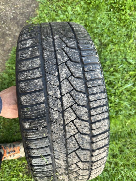 Sprzedam felgi 18 Pretorie z oponami zimowymi 225/40/18