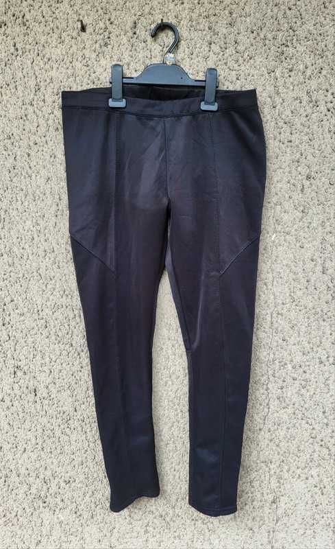 Czarne legginsy getry sportowe