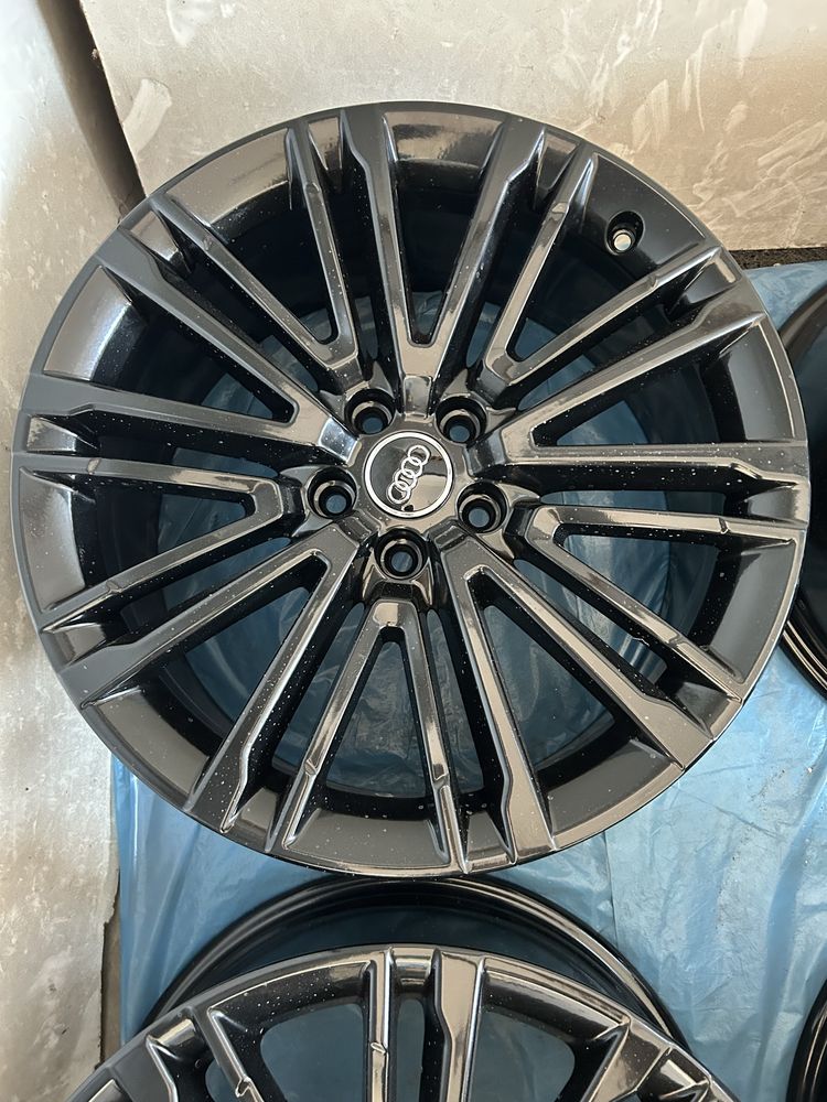 179 Felgi Aluminiowe Oryginał AUDI R 19 Bardzo Ładne Czarne