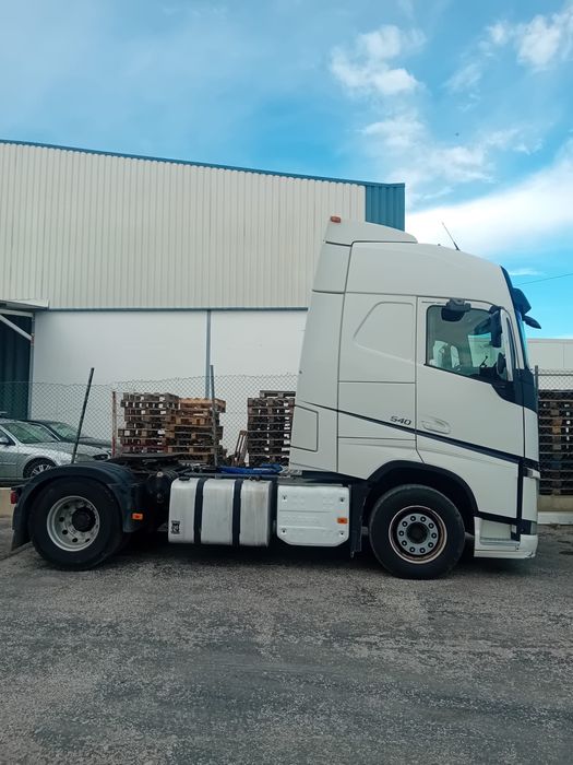 Volvo FH540.