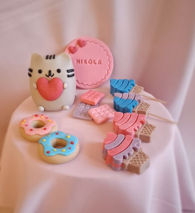 Pusheen dekoracja na tort 3D topper urodziny