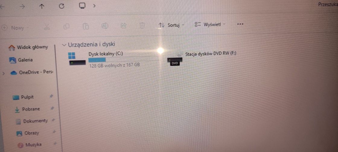 Toshiba satelitarne C875D windows 11 dysk ssd