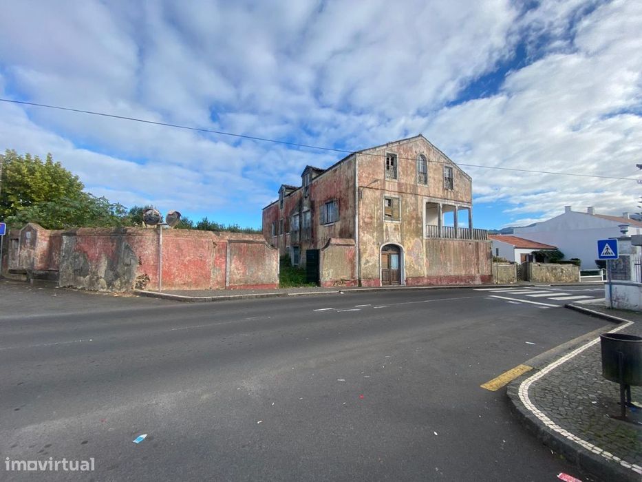 Casa senhorial no centro da cidade da Lagoa