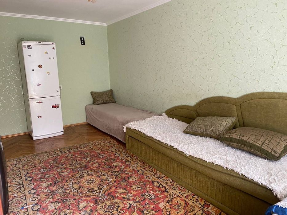 Здам кімнату, район Київський майдан