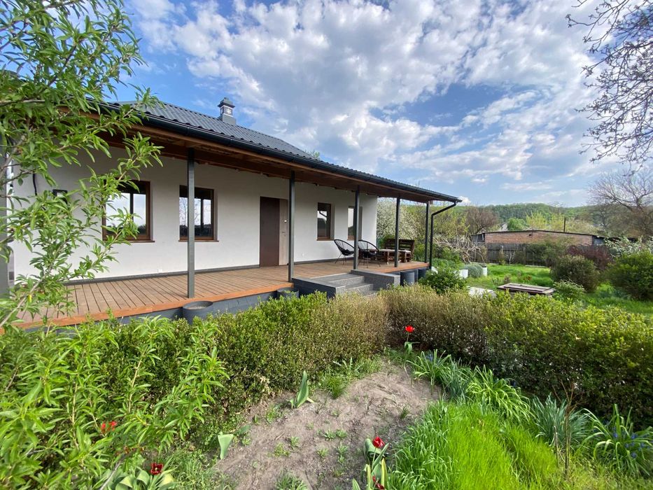 Такого будинку в Черкасах не знайти. Передмістя, 15 хв. с. Будище.