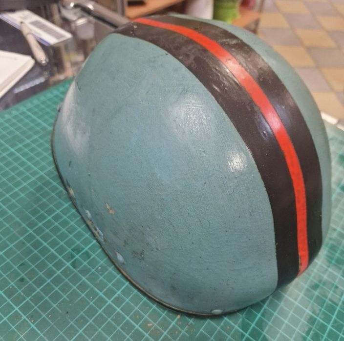 Stary kask orzeszek antyk PRL