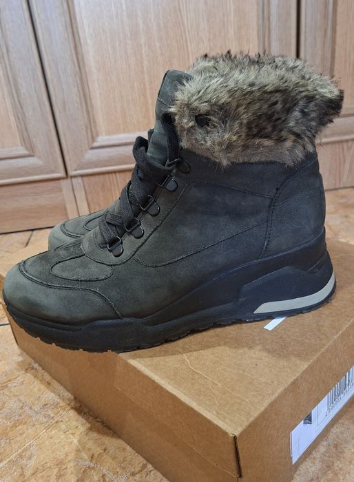 Черевики кросівки жіночі