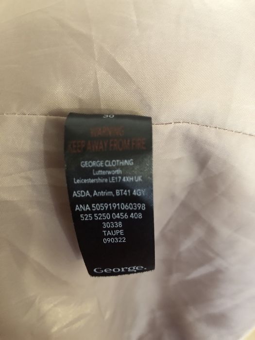 Жіноче пальто демісезонне