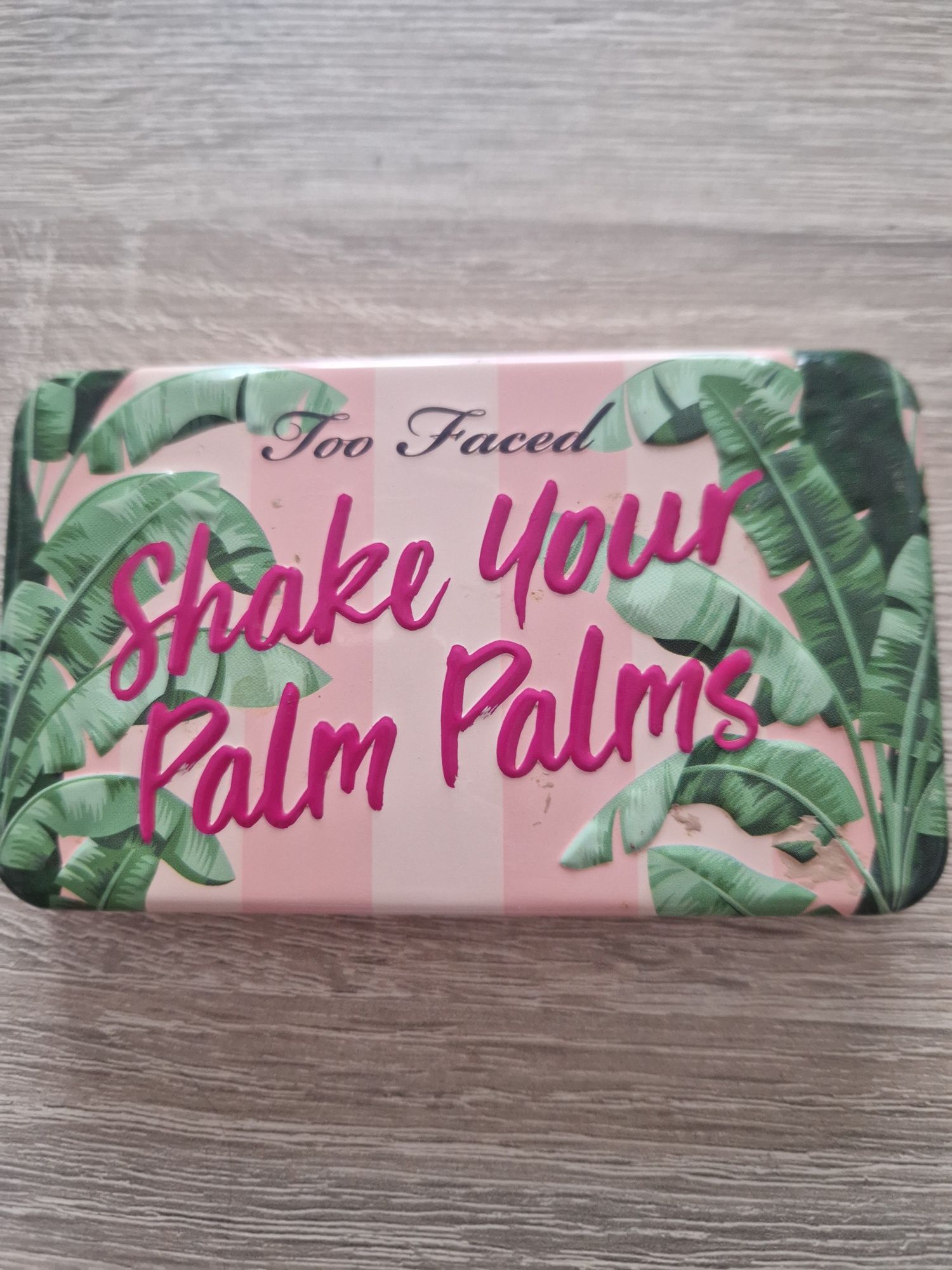 Paleta Too Faced shake your palm palms