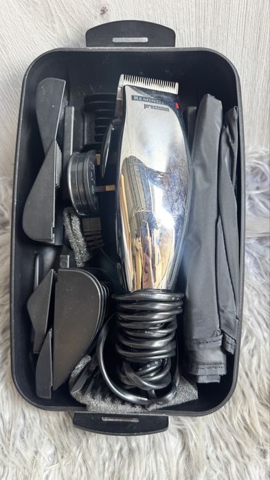 Strzyżarka do włosów marki Remington, model Precision
