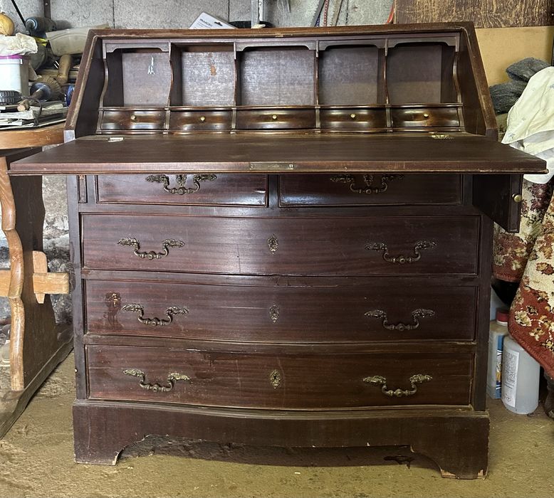 Secretária de Madeira Marrom