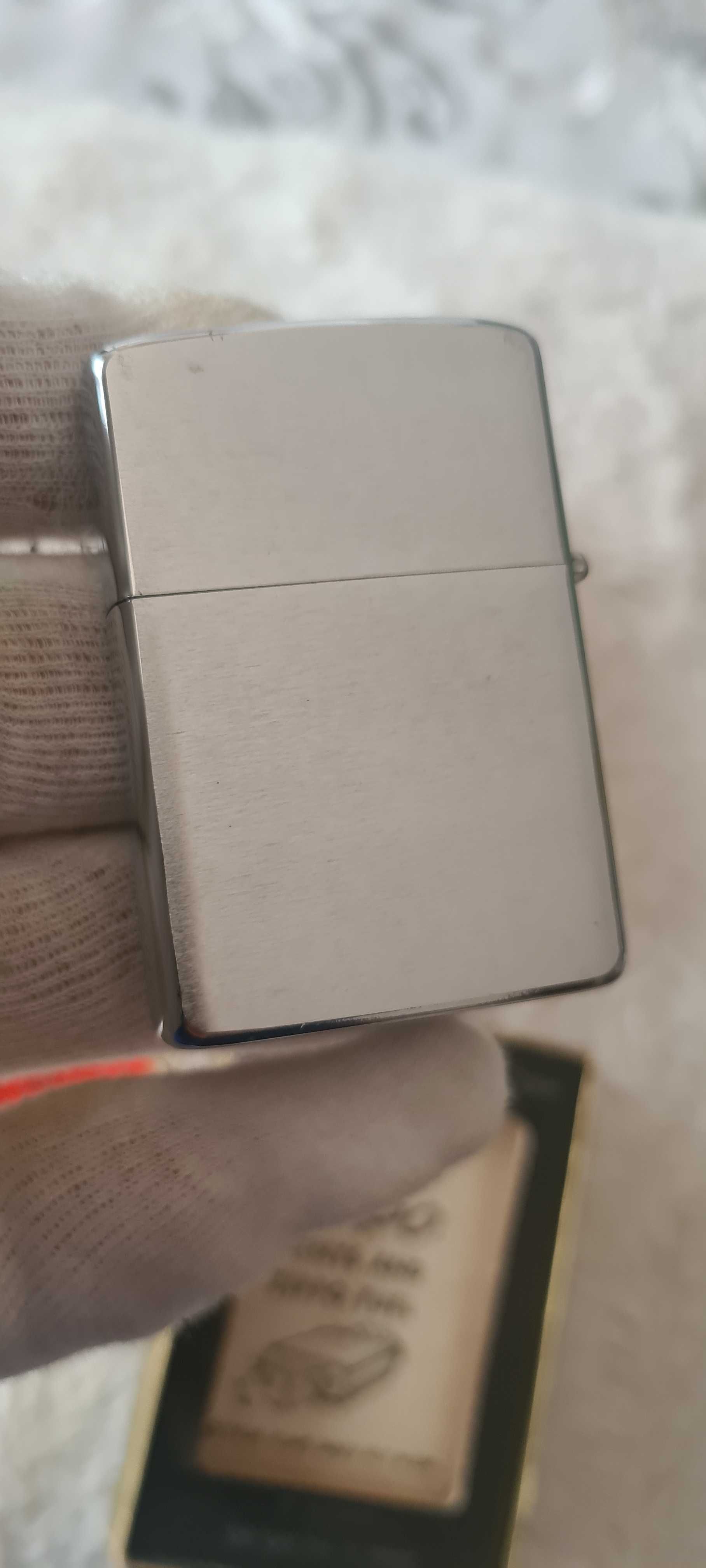 Zapalniczka Zippo Brushed Long Island 1969r. Nowa.