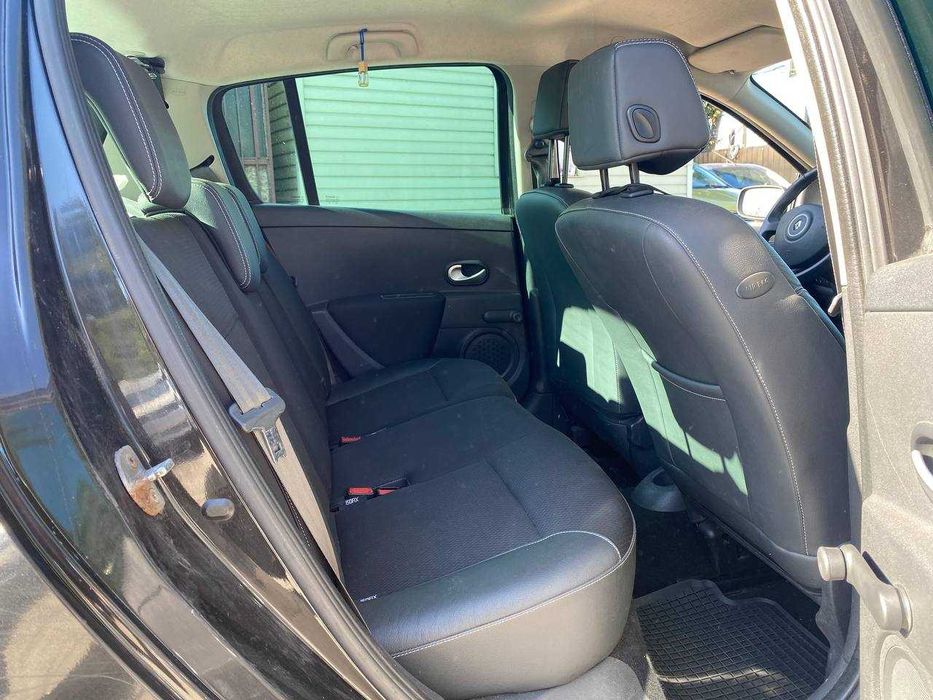 Продам автомобіль Renault Clio 3