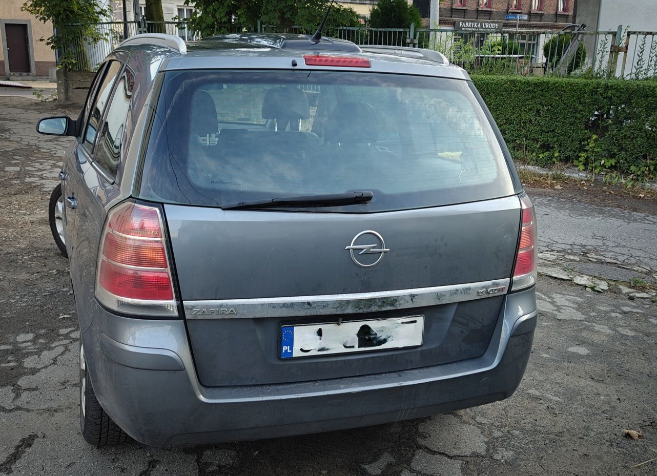 Opel Zafira 1,9 ctdi COSMO
