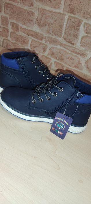 Ботинки утеплені,теплі.Кросівки.