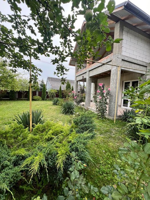 Продаж Будинку Судова Вишня