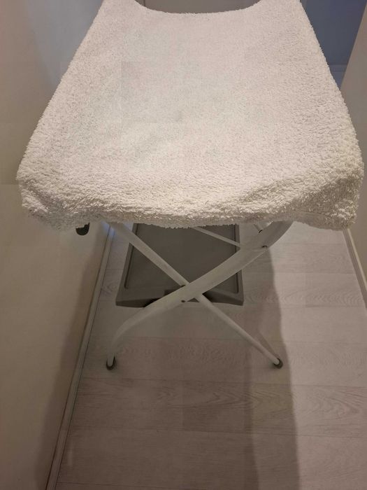 Fraldario com banheira desmontável marca BREVI. Baixa de preço