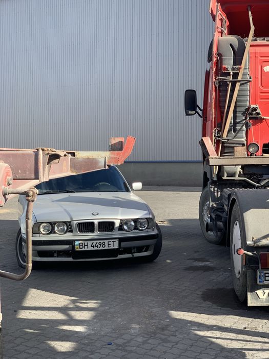 Продам БМВ Е34 520І