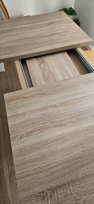 Mesa de jantar extensível