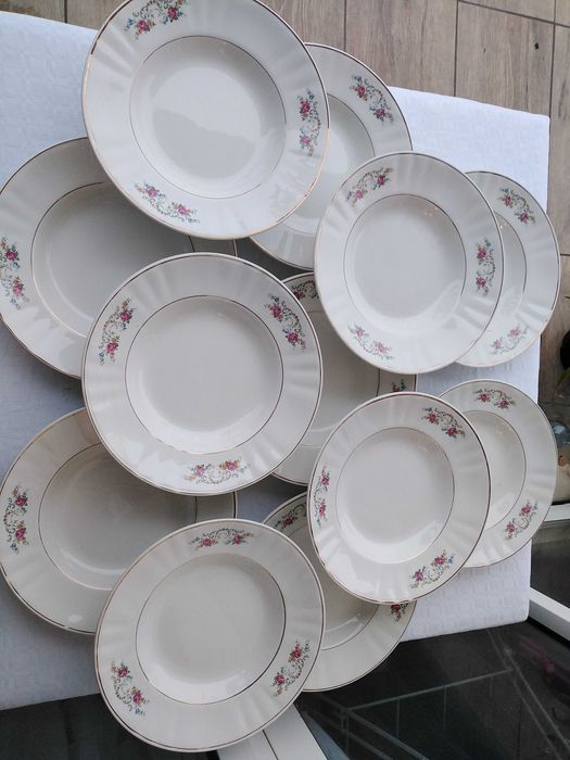 Conjunto 12 pratos de sopa Sacavém