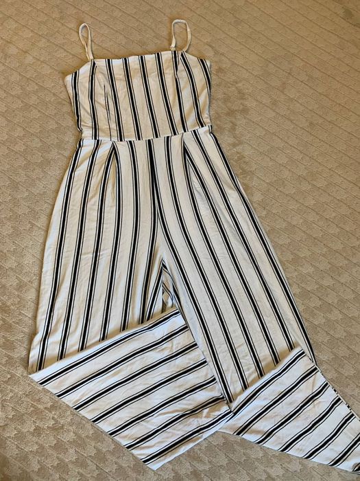 Бомбезний ромпер bershka