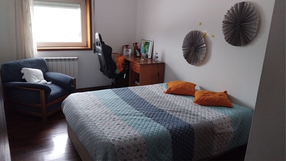 Quarto p/aluguer bem localizado