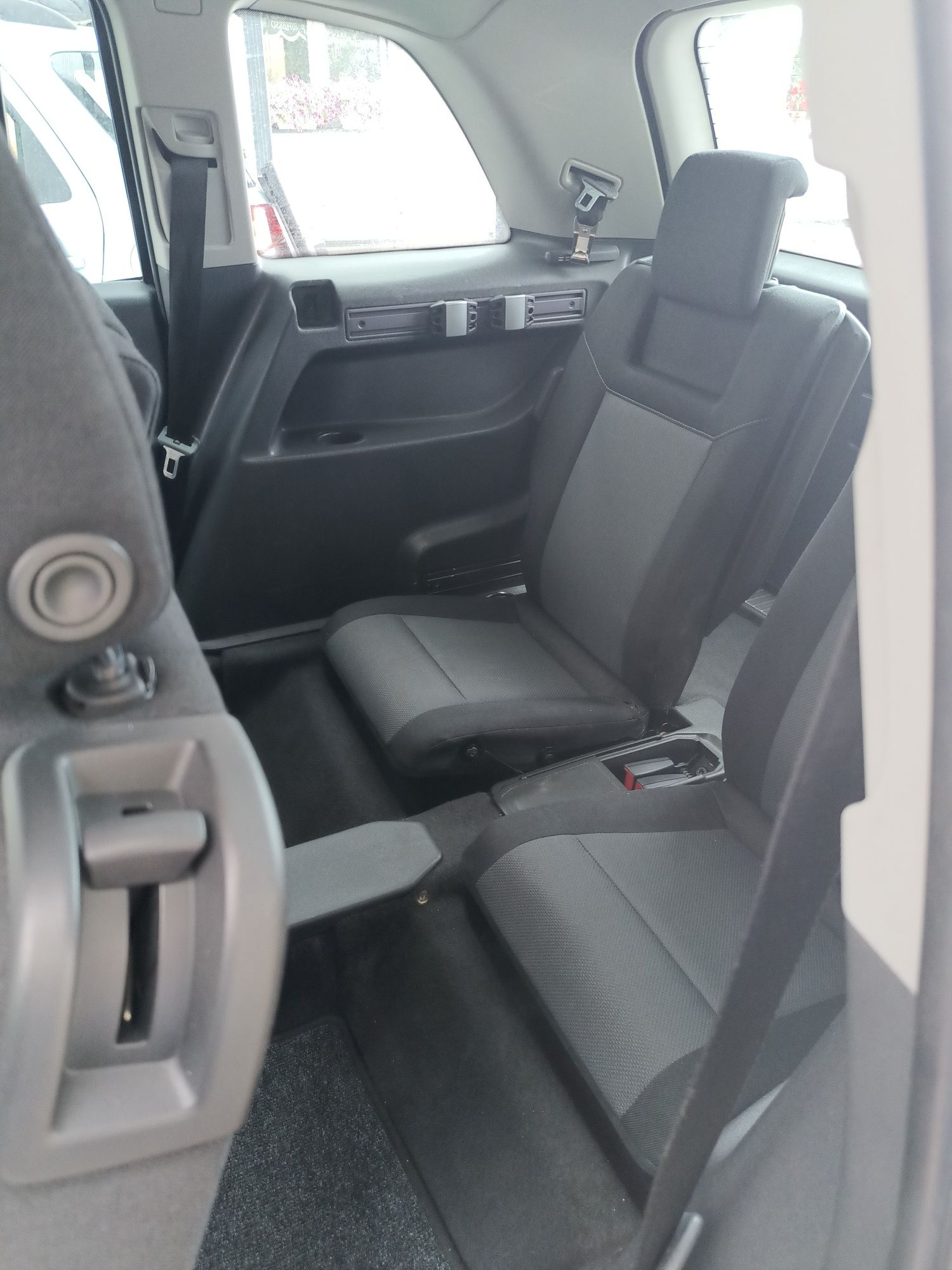 Opel Zafira 1,9 CDTI Cosmo 7 osób