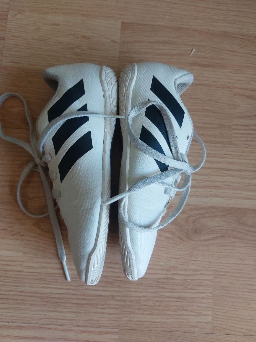 Buty dziecięce ADIDAS 30