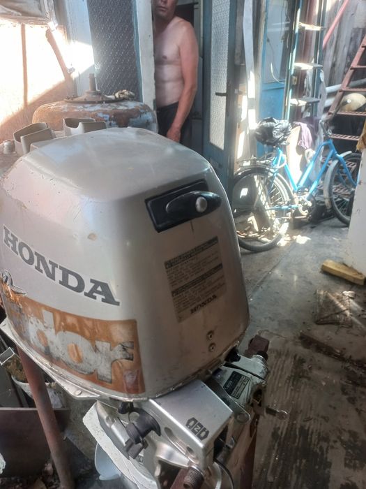 Продам лодку ,Крим мотор HONDA 30