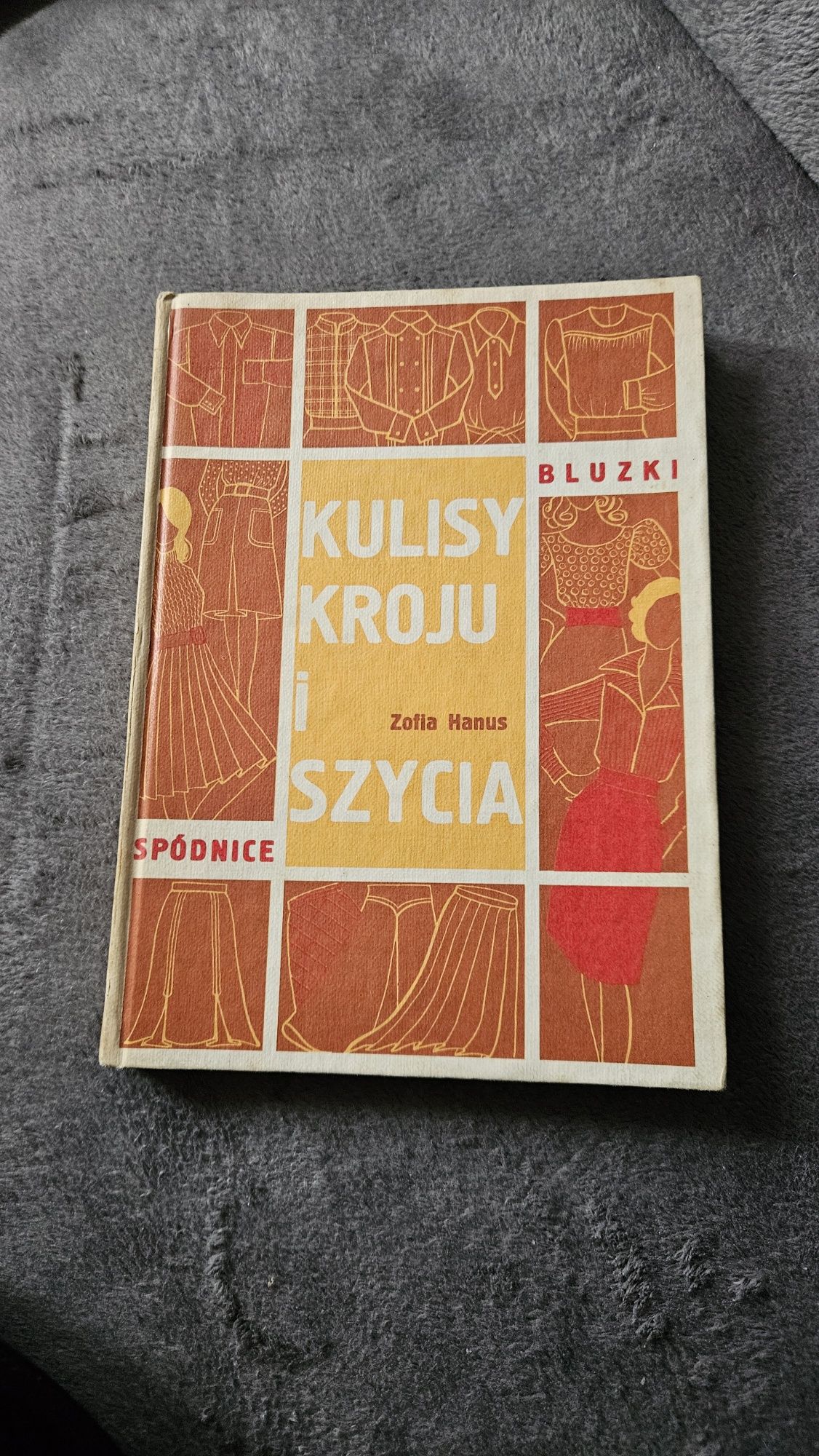 PRL szycie bluzki spódnice Zofia Hanus