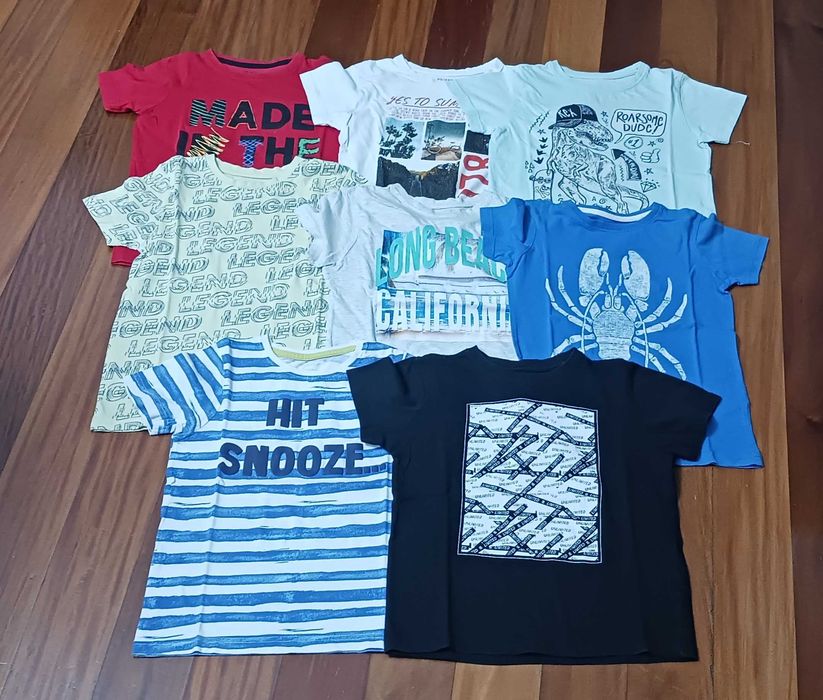 Conjunto de 8 t-shirts para criança - 7/8 anos