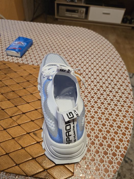 Adidasy damskie nowe