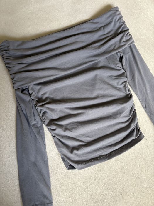 топ з відкритими плечима