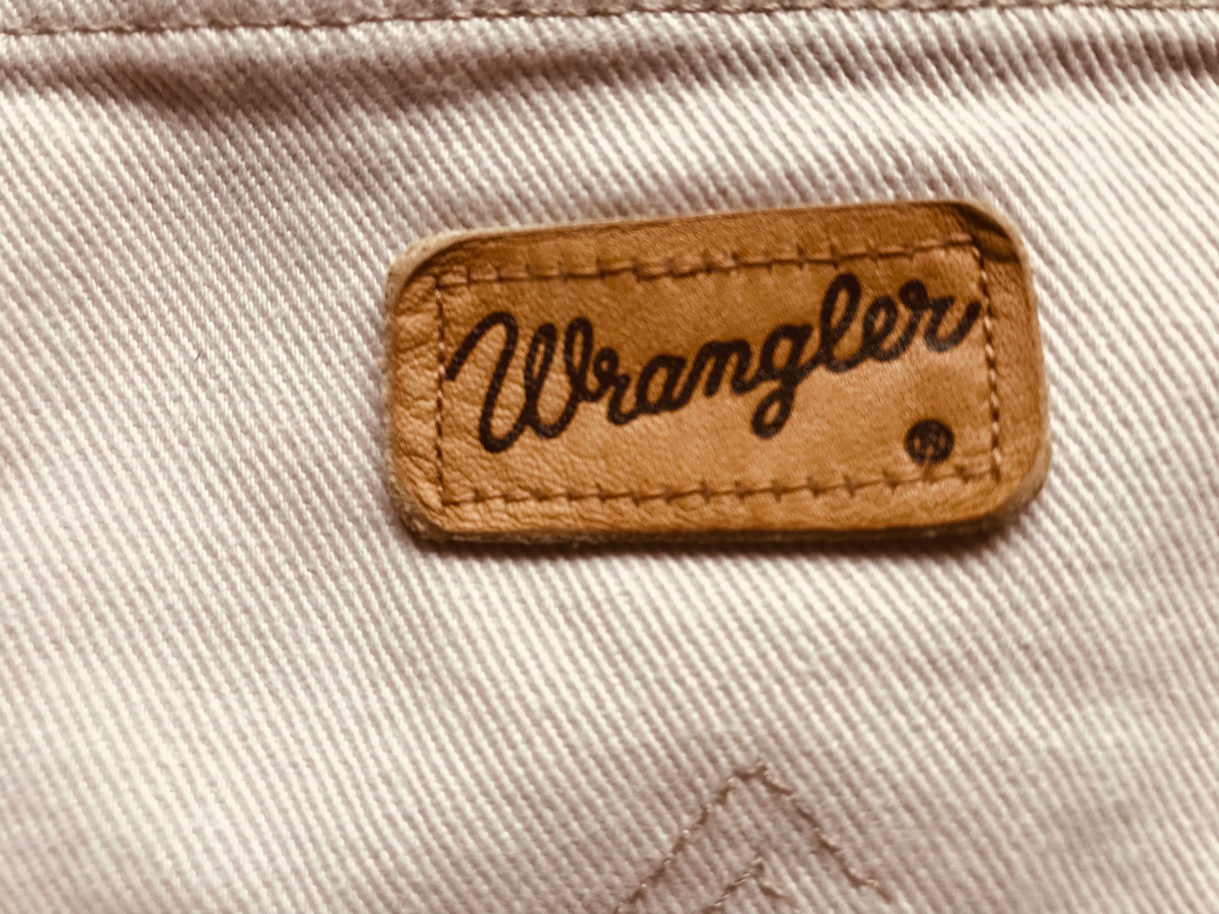Spodnie marki Wrangler   32x32