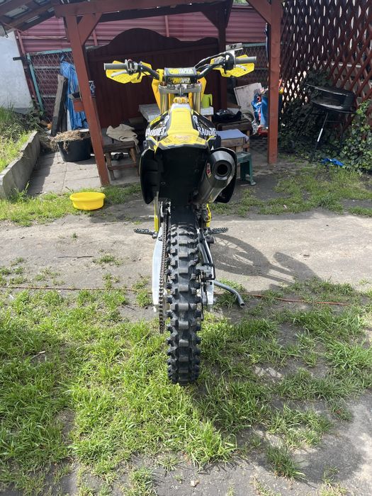 Cross Suzuki RMZ250