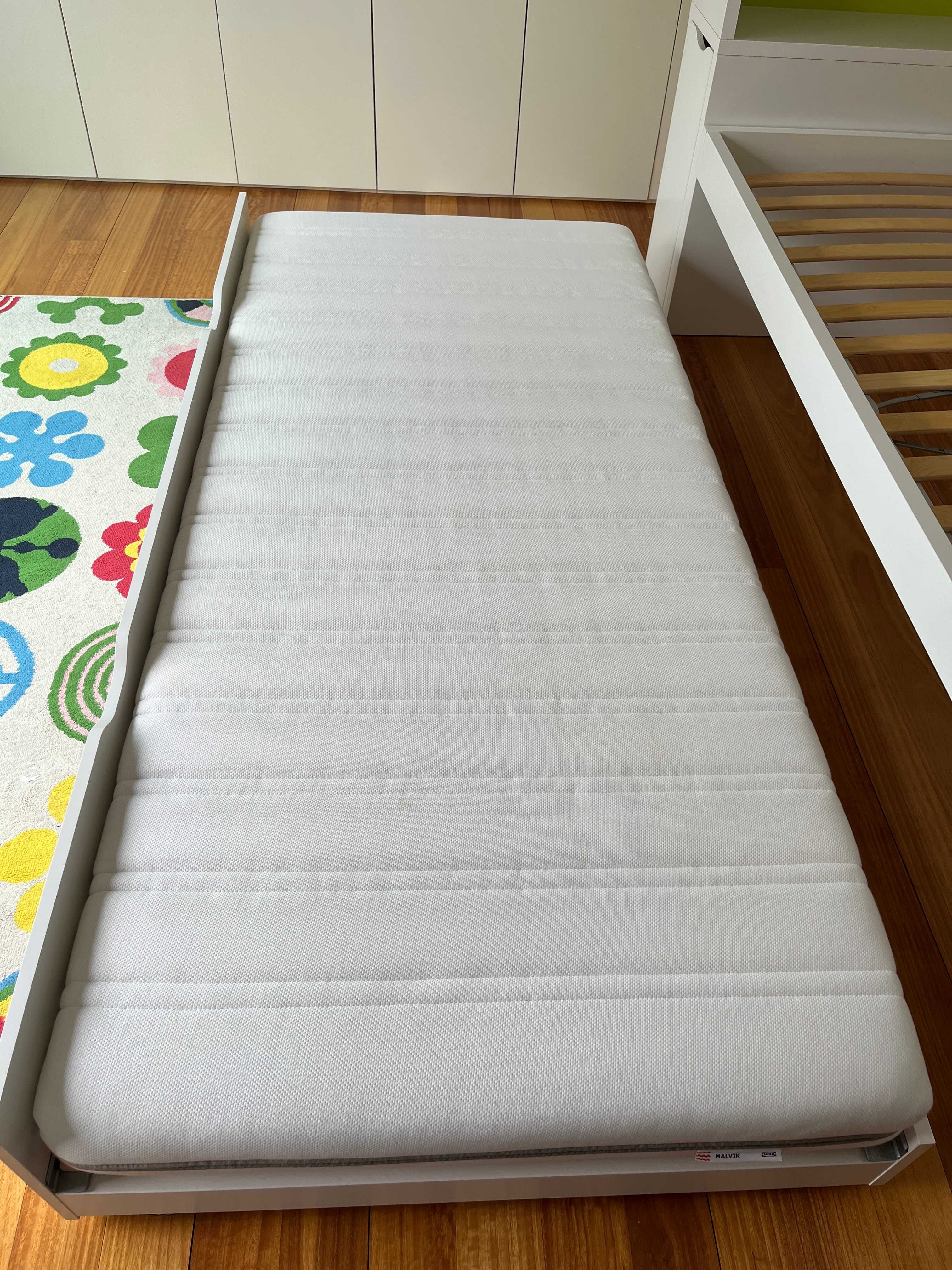 Cama 90x200cm com gavetão e cabeceira FLAXA IKEA