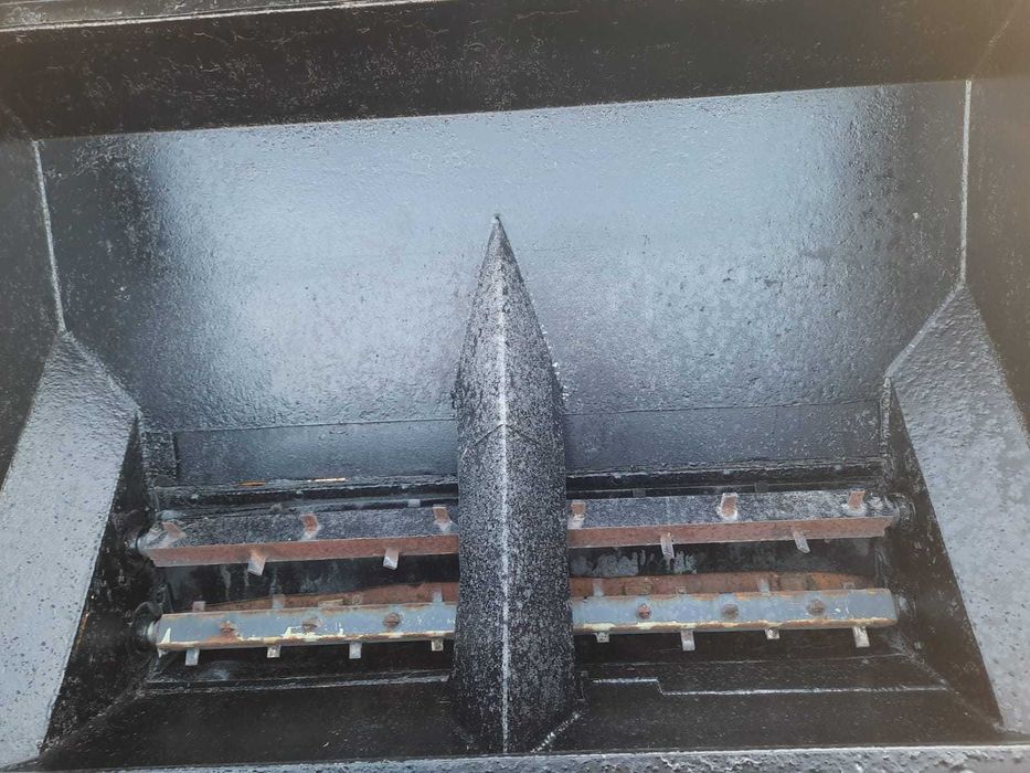 Piaskarka solarka posypywarka EPOKE 12/2