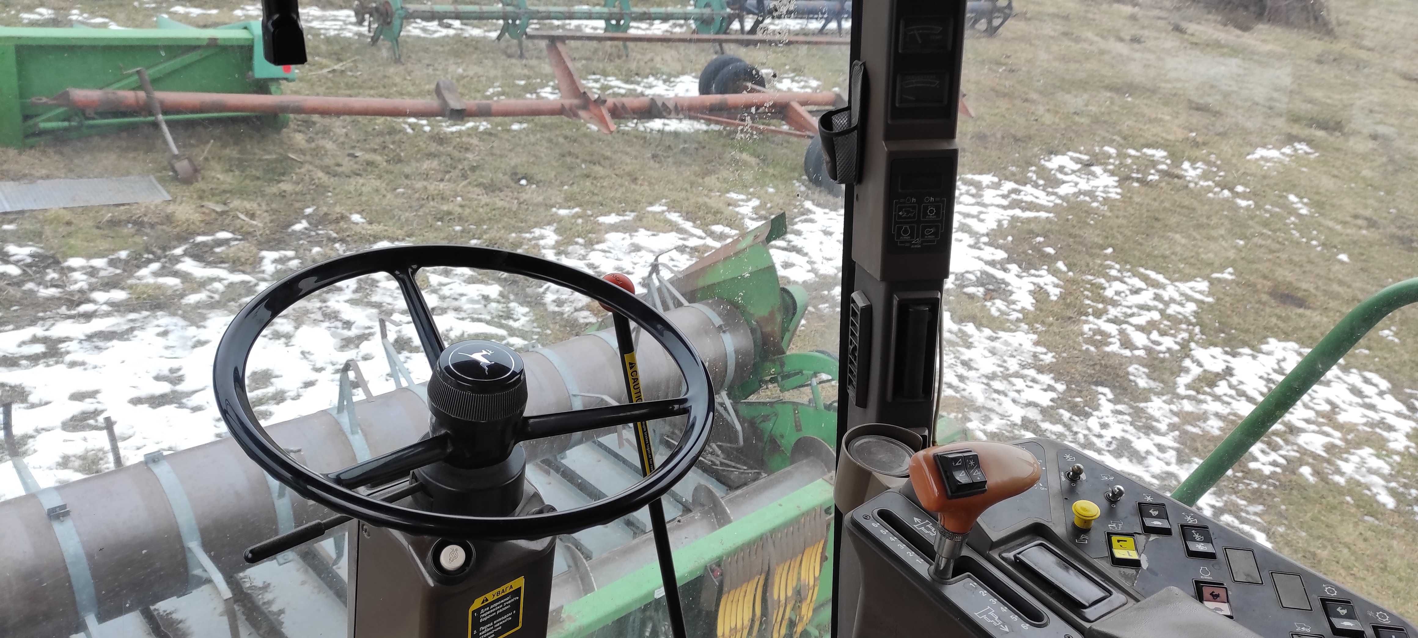 Комбайн John Deere 9500