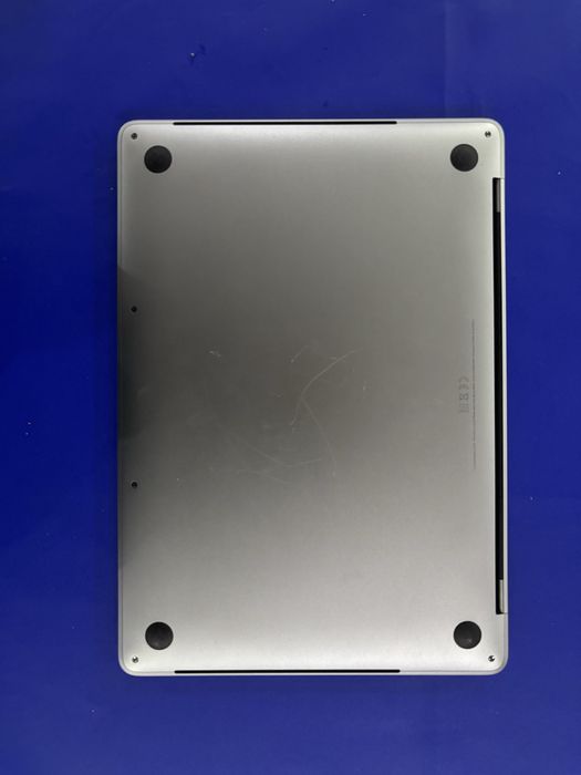 MacBook Pro 13 A1706