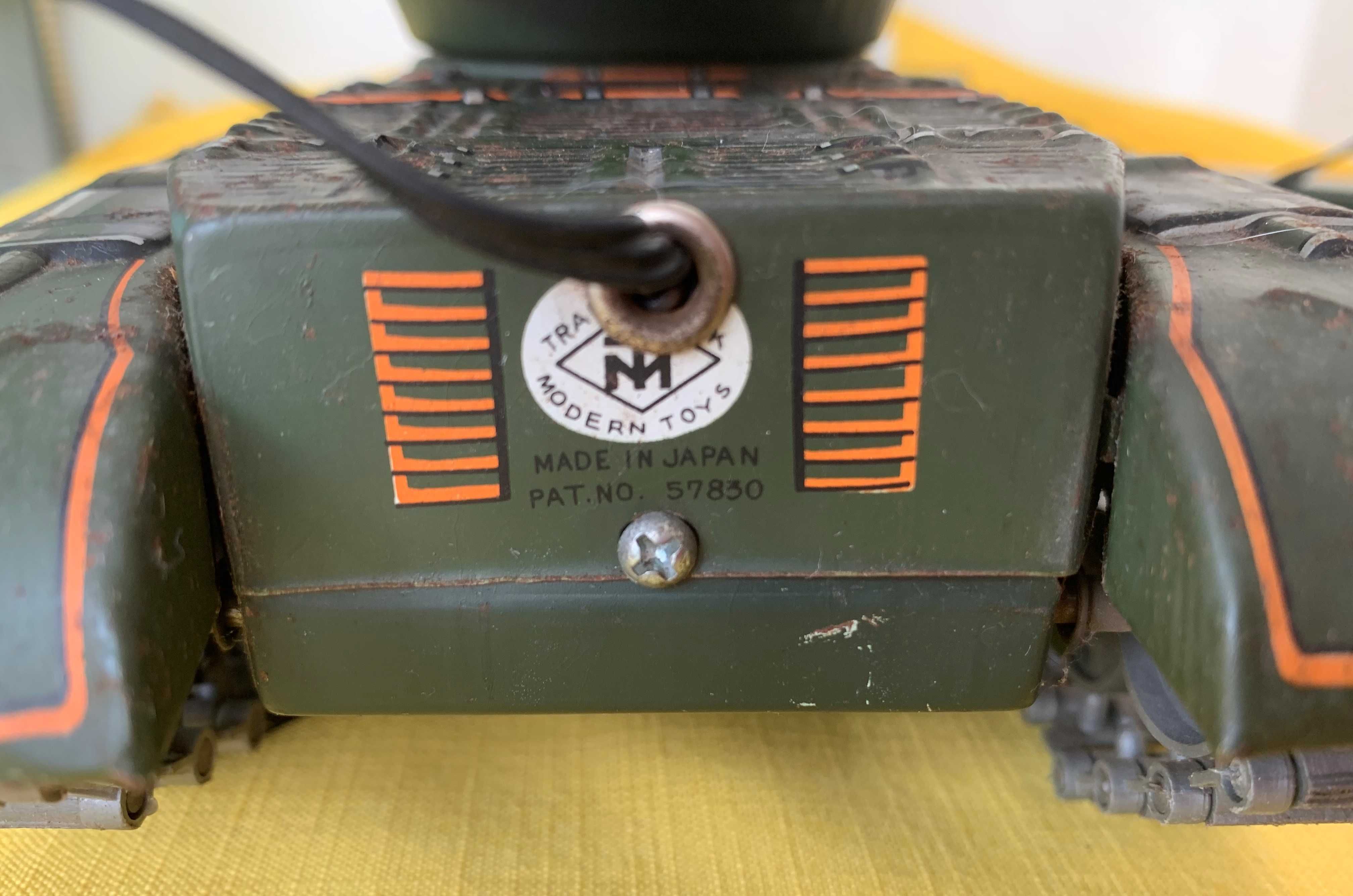 Brinquedo - Tanque de guerra M-40, de lata (vintage)
