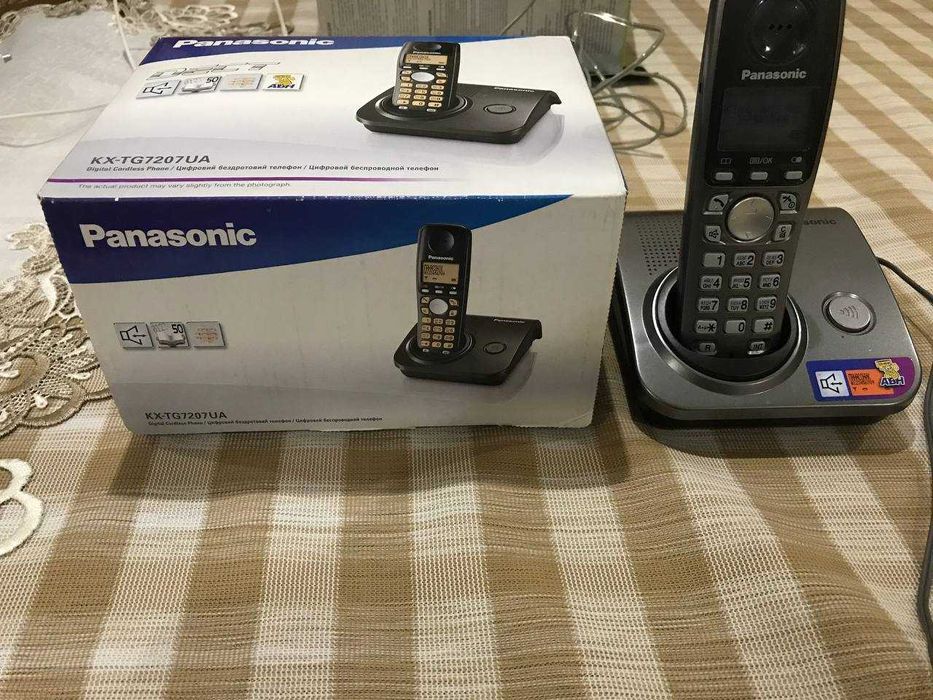 Телефон Panasonic KX-TG7207UA
