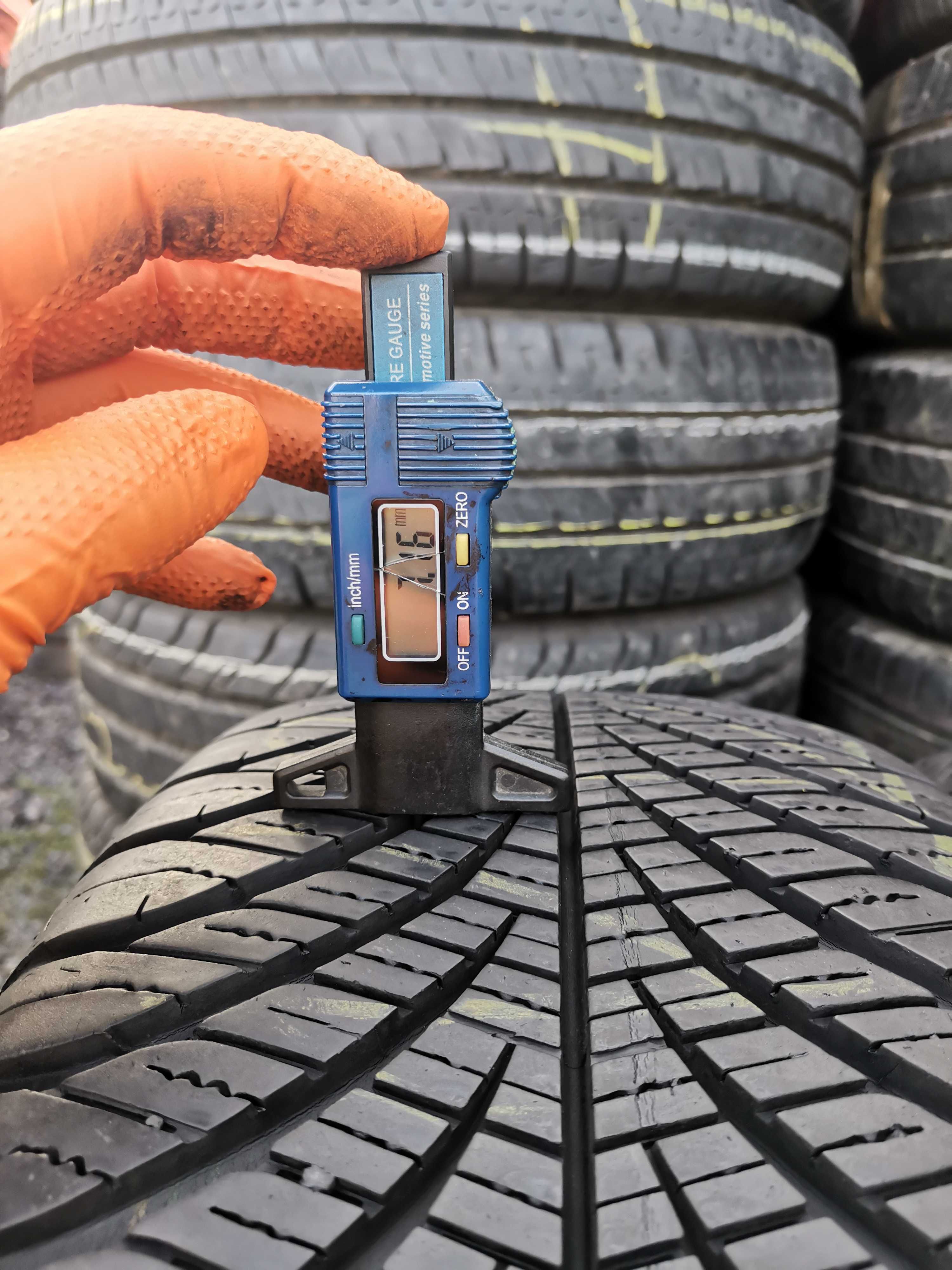 wielosezon Goodyear 215/55/17 z 2020r 7mm 2szt
