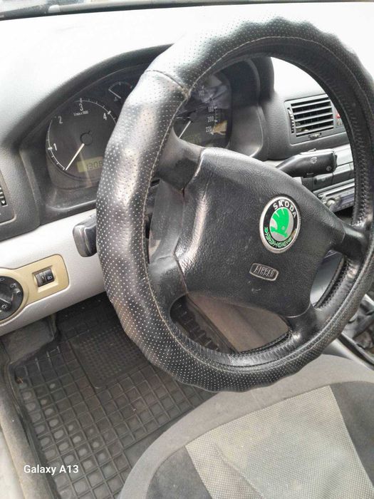 Продам Шкоду октавиа ТУР