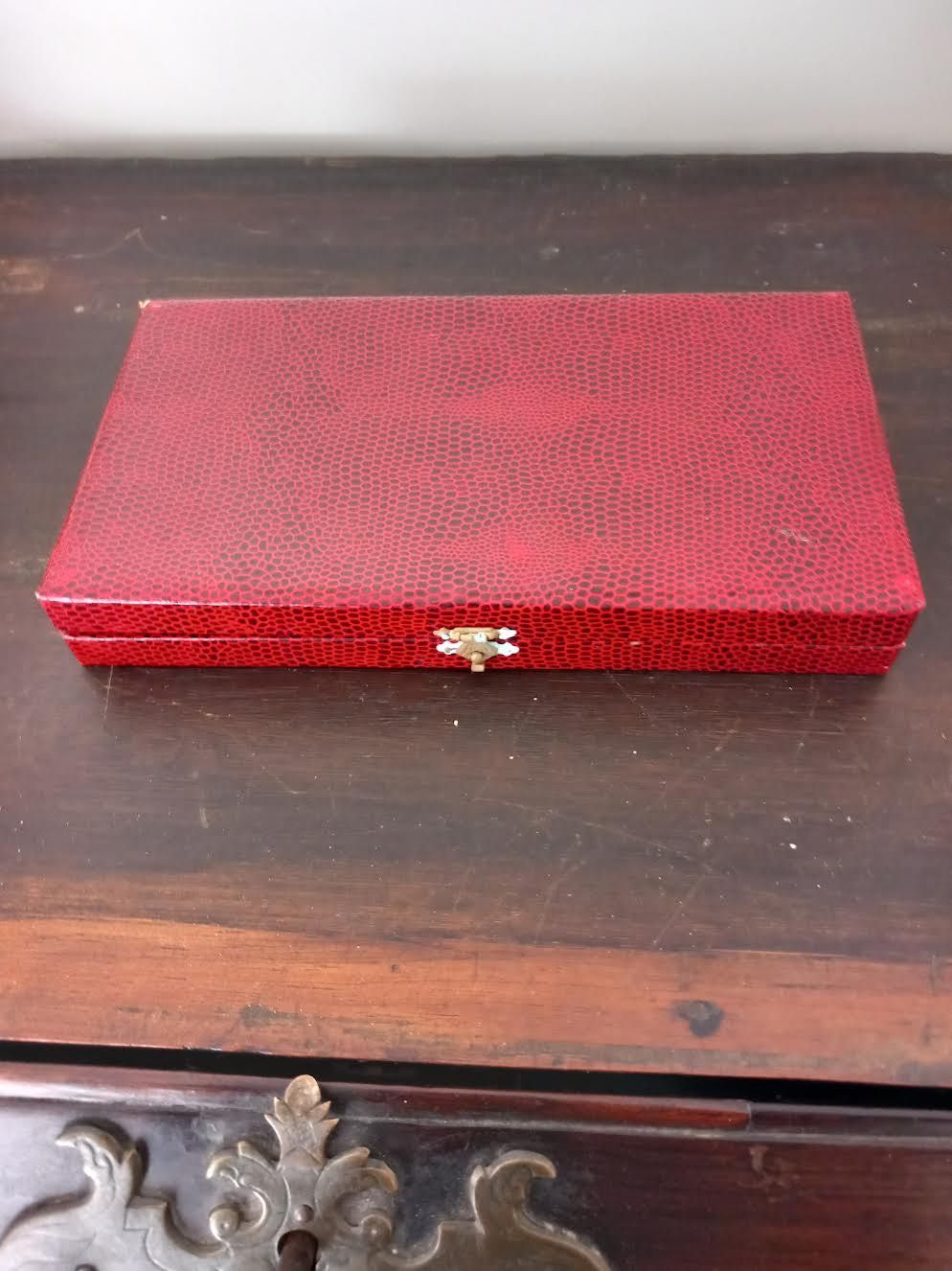Conjunto de talheres em prata portuguesa