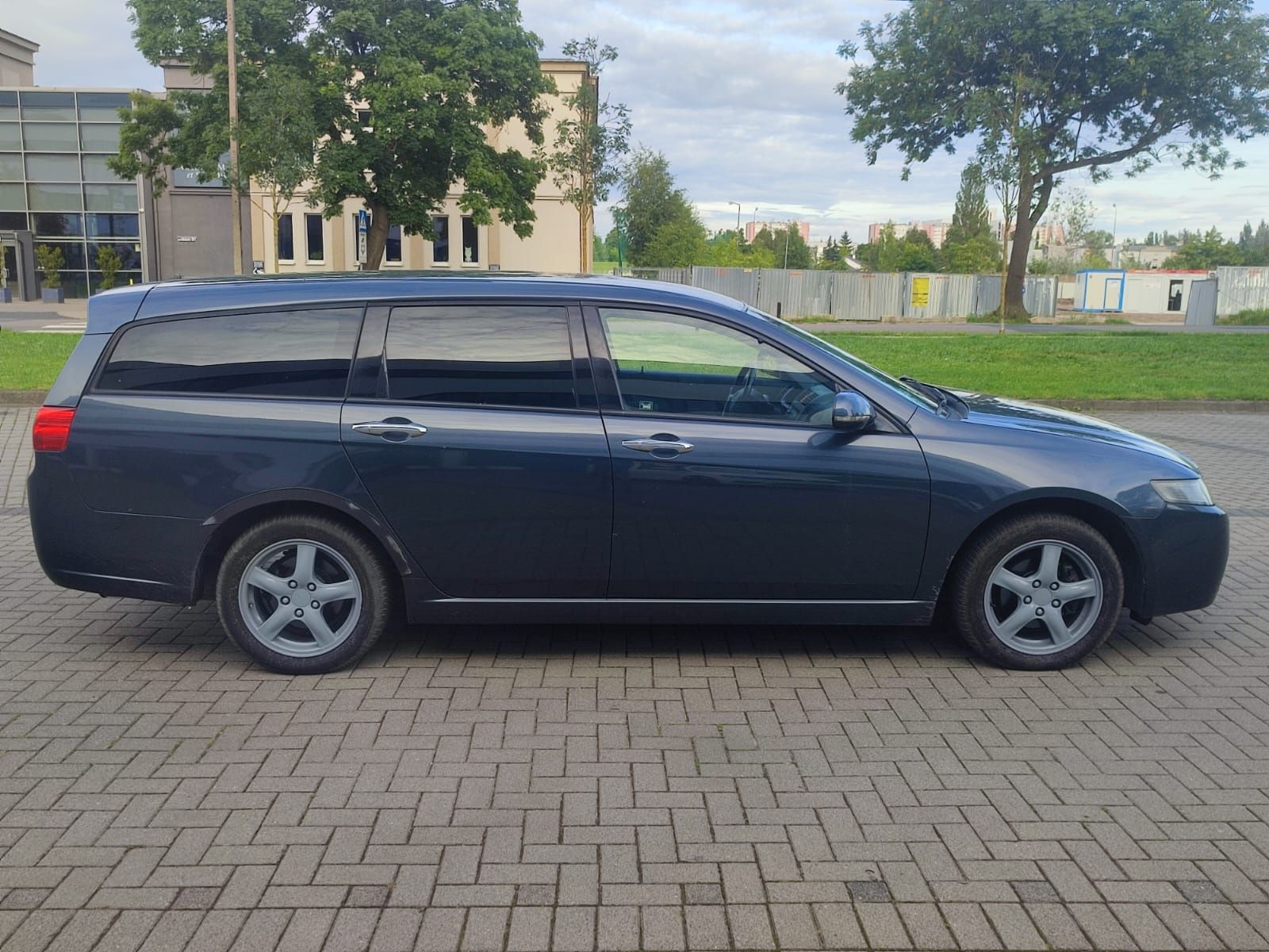 Honda Accord 2005r gaz automat pełna elektryka długie oplaty gaz 2032