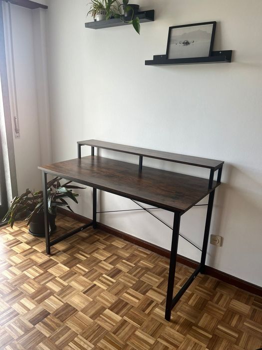 Escrivaninha / Secretária / Mesa escritório