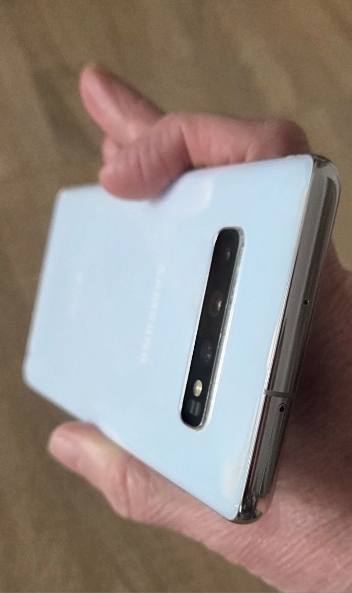 Smartfon Samsung Galaxy S10+
