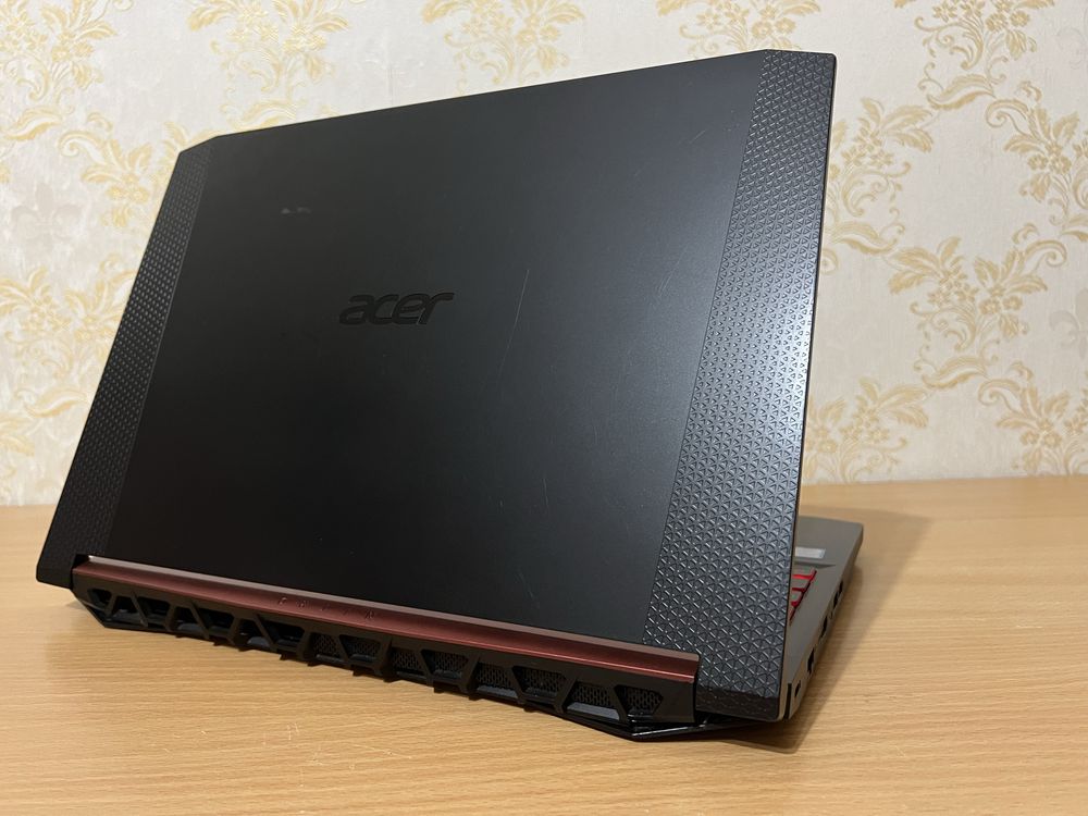 Ігровий ноутбук acer nitro 5 i5-9300h/gtx 1050/ssd/ddr4