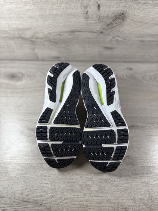 Mizuno Wave Inspire 18 жіночі кросівки в зал 38 розмір