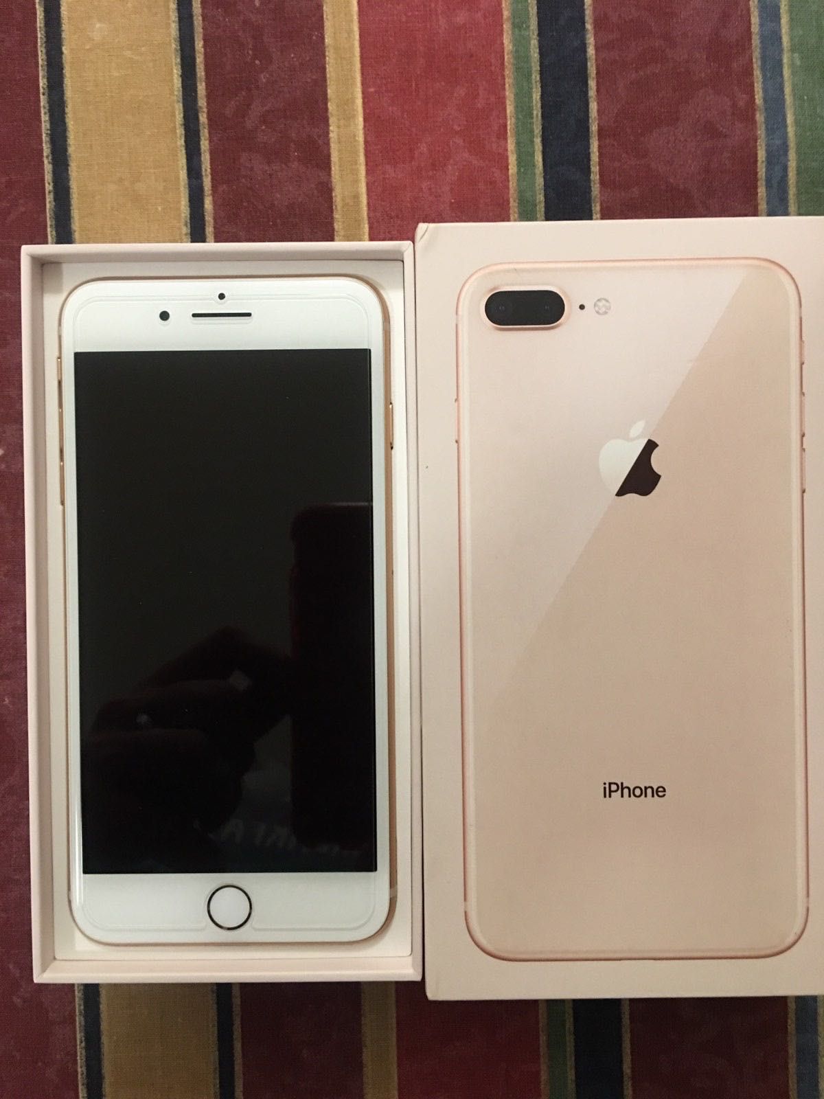 iPhone 8 Plus 64 gb